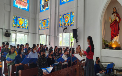 PADUAN SUARA SMP SANTA MARIA